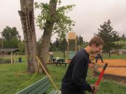 Clean up volunteer